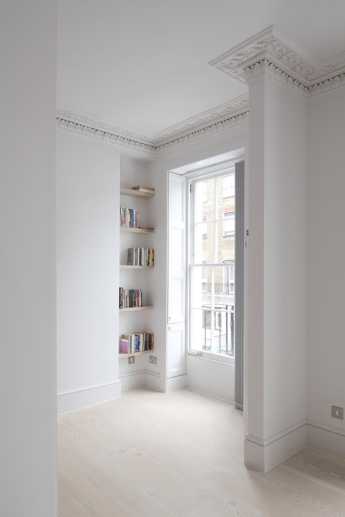 Refurbished original cornice, restored details and Dinesen flooring throughout at the Georgian house refurbishment.